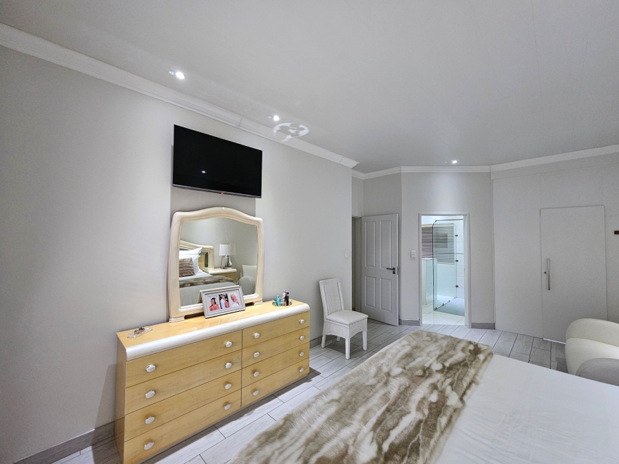2 Bedroom Property for Sale in Flamwood North West